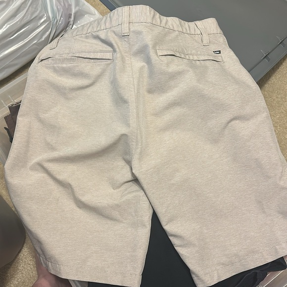 Hurley Tan size 30 Shorts - Picture 4 of 4